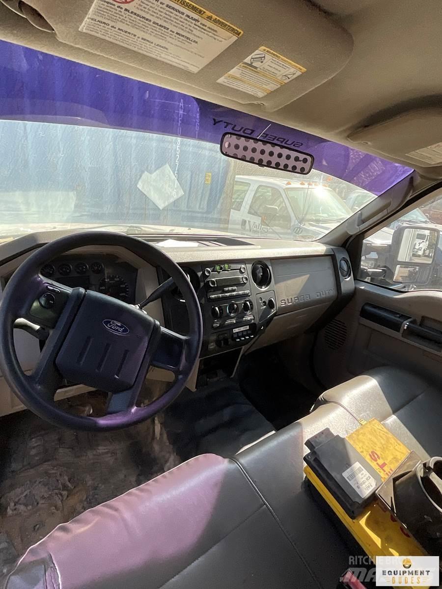Ford F-550 Kommunalt / generelt kjøretøy