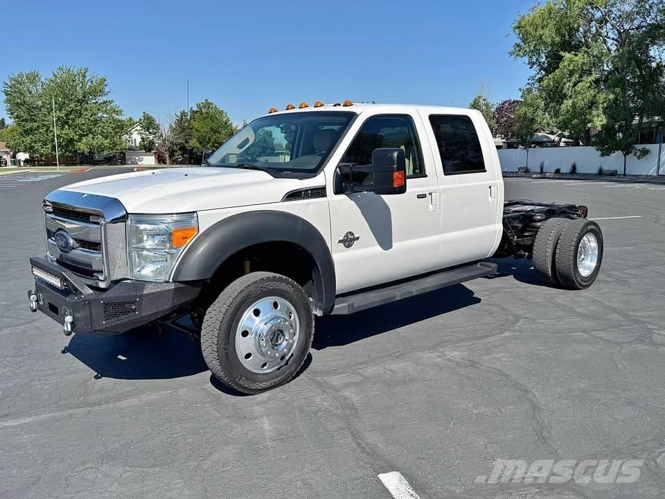 Ford F-550 Chassis
