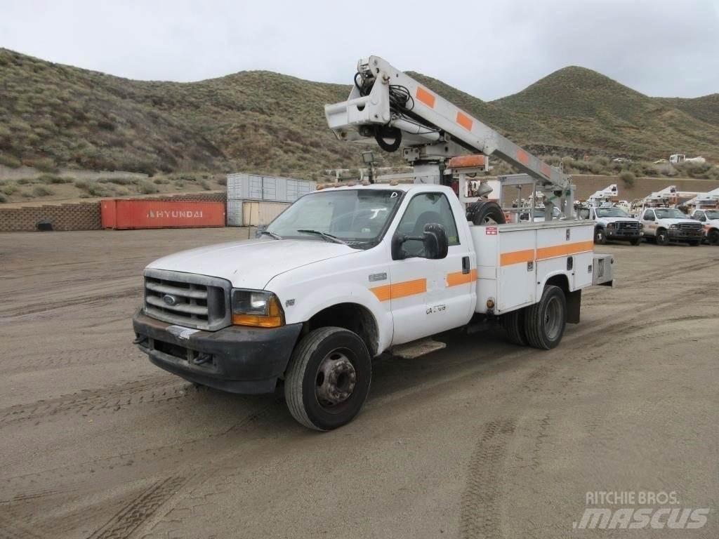 Ford F-550 Bilmontert lift