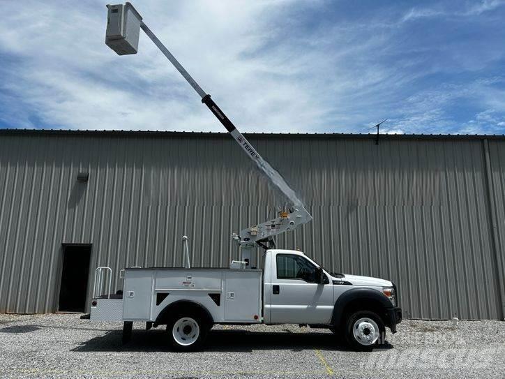 Ford F-550 Bilmontert lift