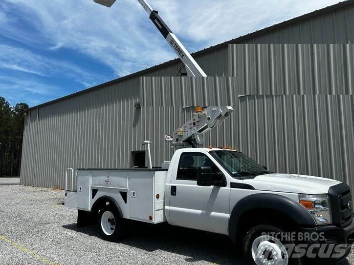 Ford F-550 Bilmontert lift