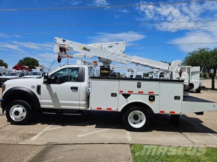 Ford F-550 Bilmontert lift