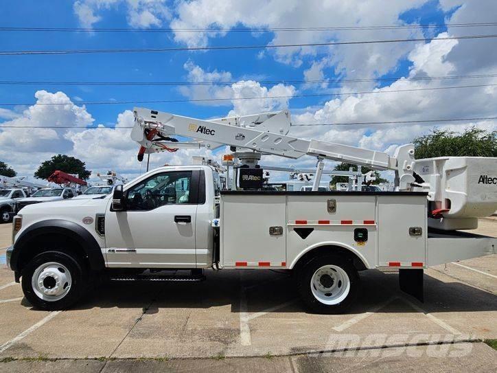 Ford F-550 Bilmontert lift