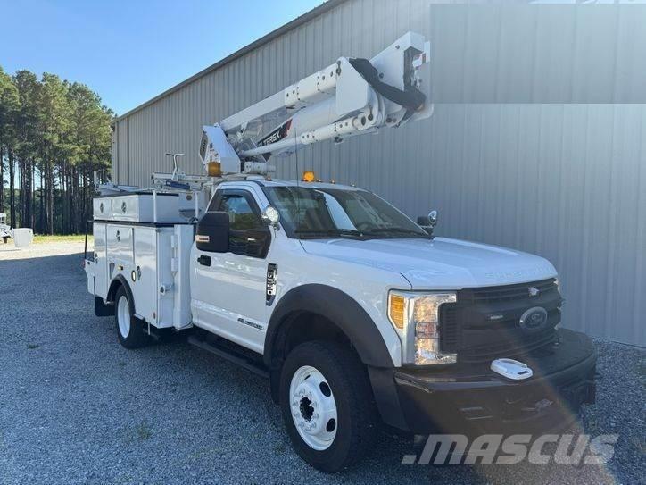 Ford F-550 Bilmontert lift