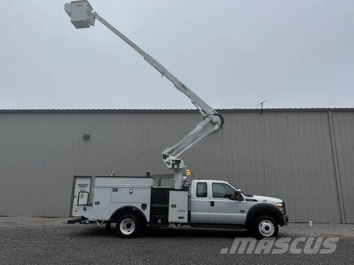 Ford F-550 Bilmontert lift