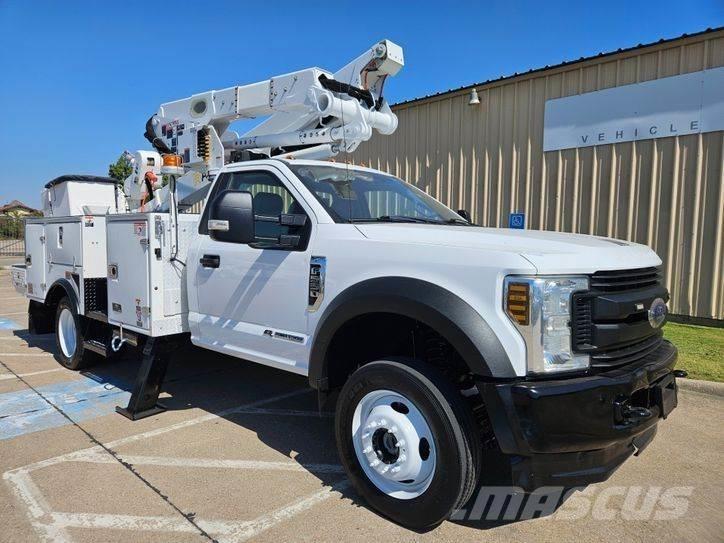 Ford F-550 Bilmontert lift