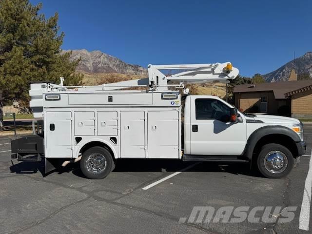 Ford F-550 Bilmontert lift