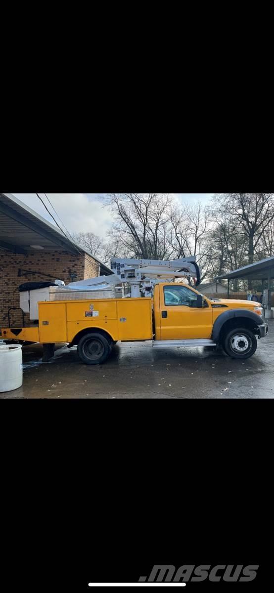 Ford F-550 Bilmontert lift