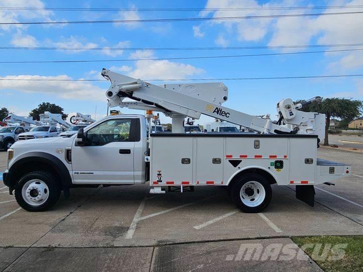 Ford F-550 Bilmontert lift