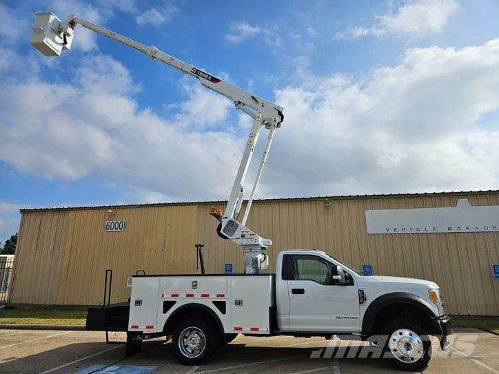 Ford F-550 Bilmontert lift