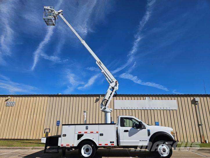 Ford F-550 Bilmontert lift