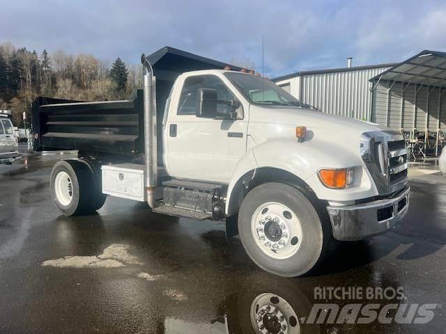 Ford F-650 Chassis