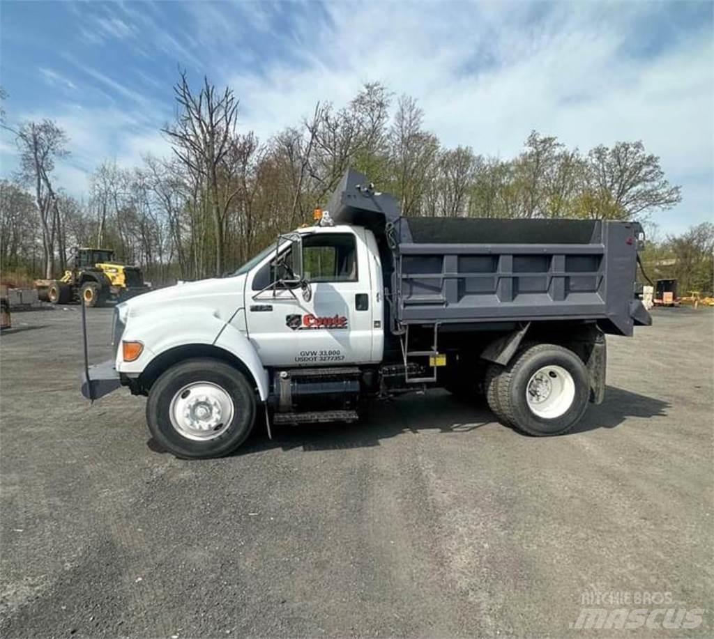 Ford F-750 Tippbil