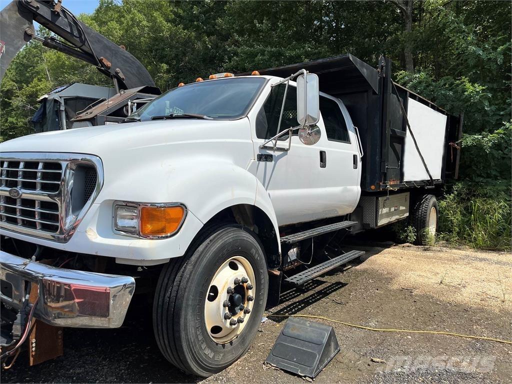 Ford F-750 Tippbil