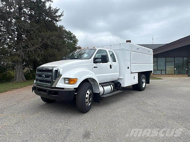Ford F-750 Flisbiler