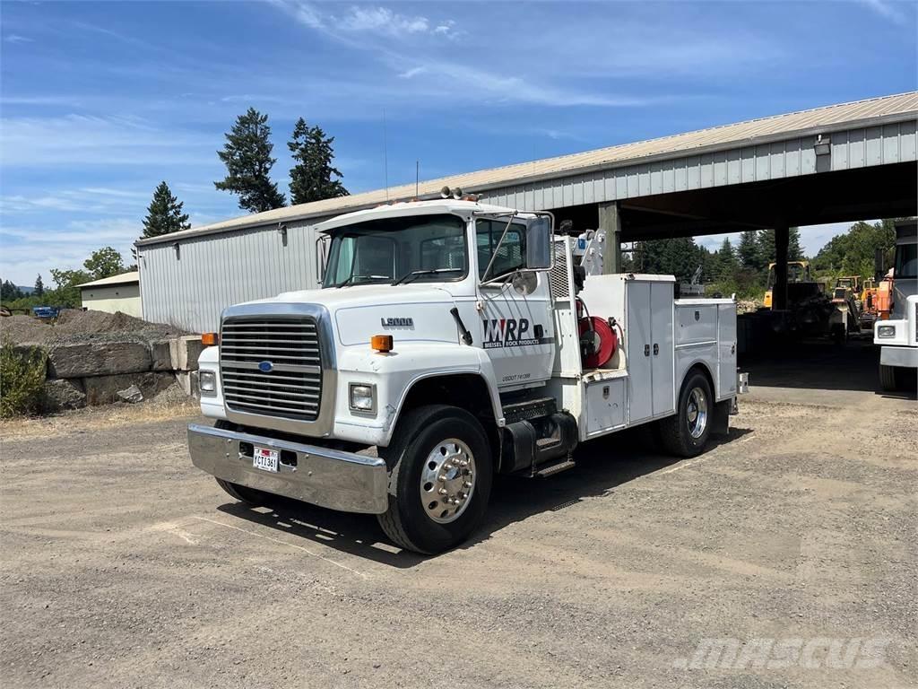 Ford L8000 Kommunalt / generelt kjøretøy
