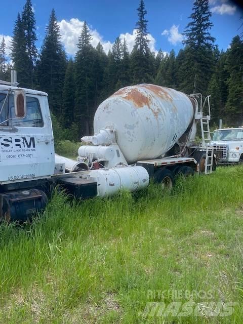 Ford LT9000 Betongbiler