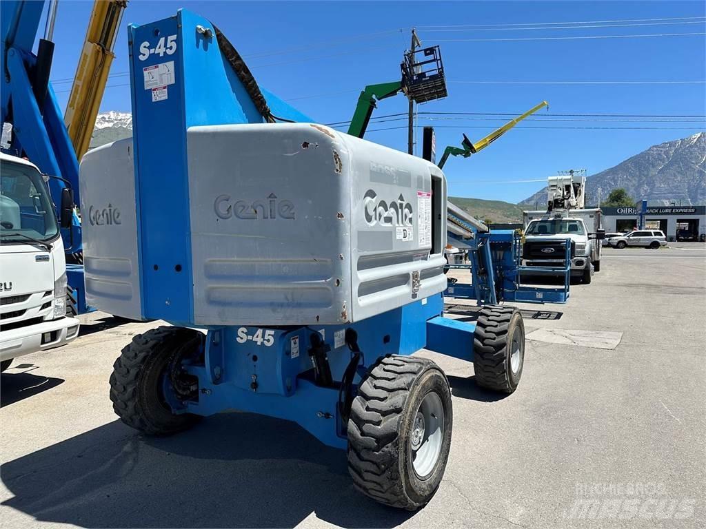 Genie S-45 Teleskop bomlifter