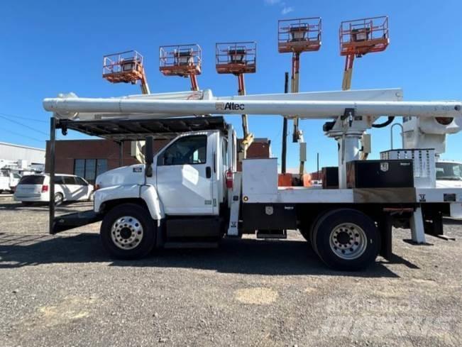 GMC C7500 Bilmontert lift