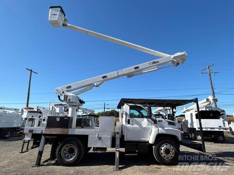 GMC C7500 Bilmontert lift