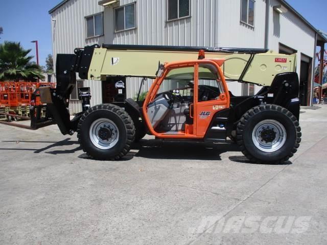 JLG 1055 Teleskoplastere