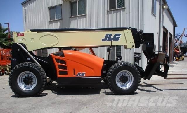 JLG 1055 Teleskoplastere