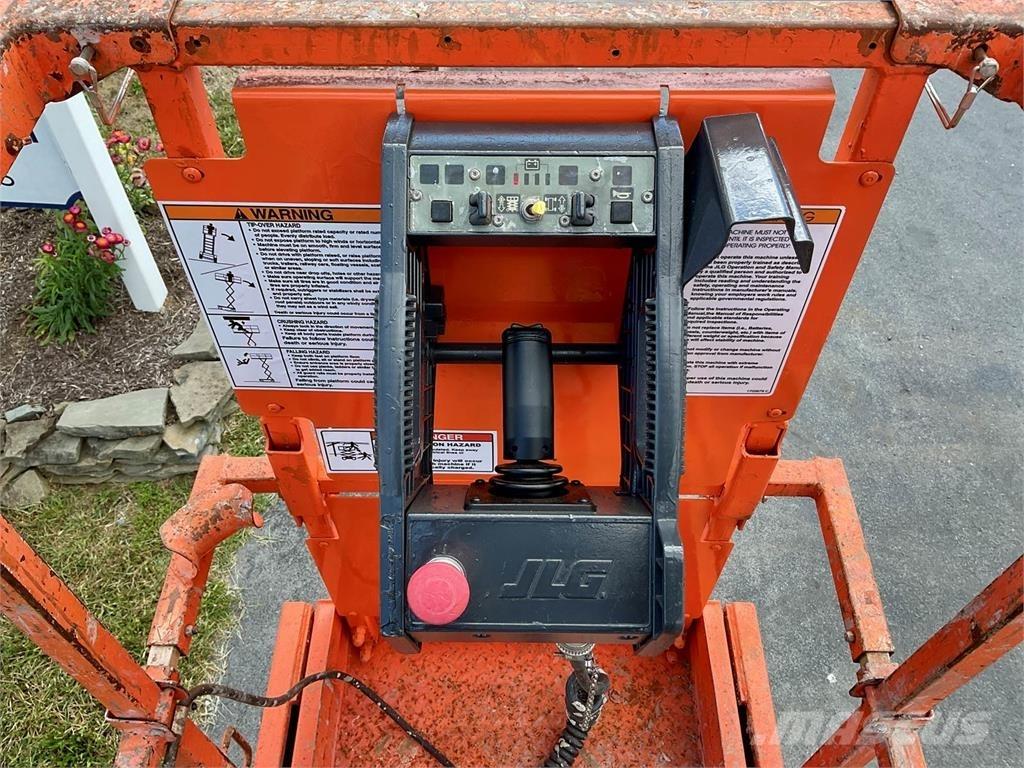 JLG 2632ES Sakselifter