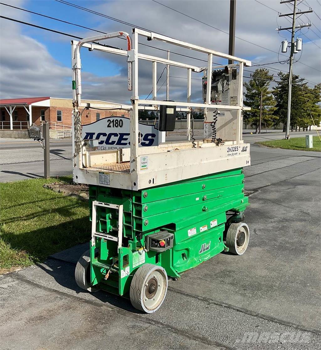 JLG 2632ES Sakselifter
