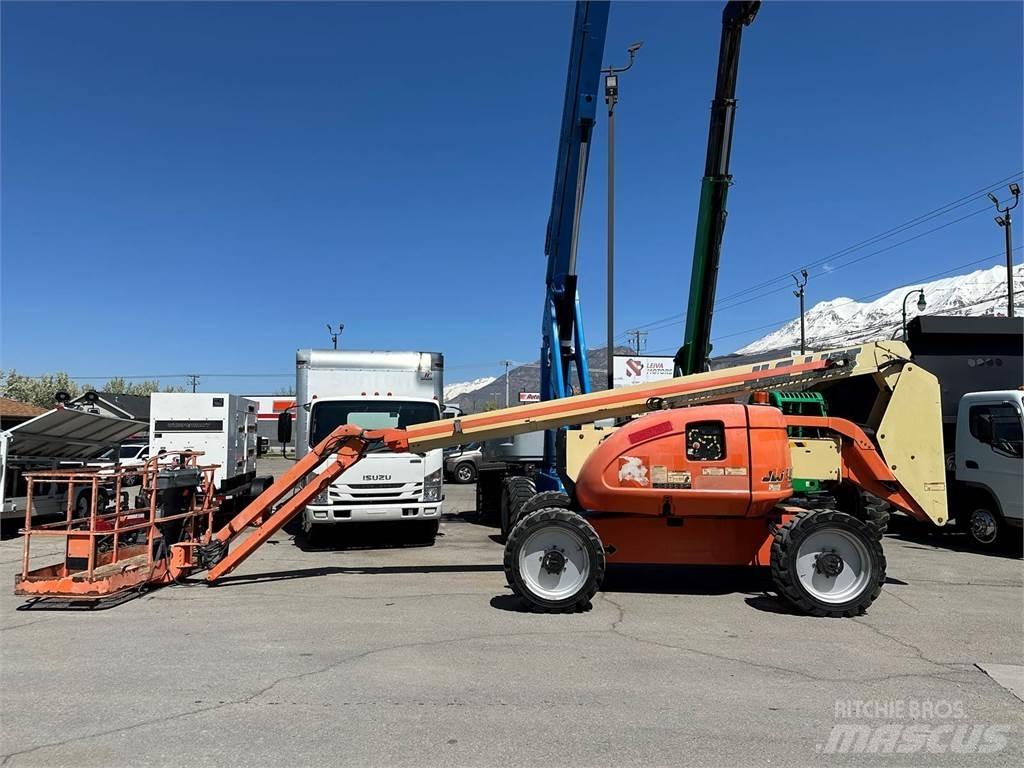 JLG 600AJ Teleskop bomlifter