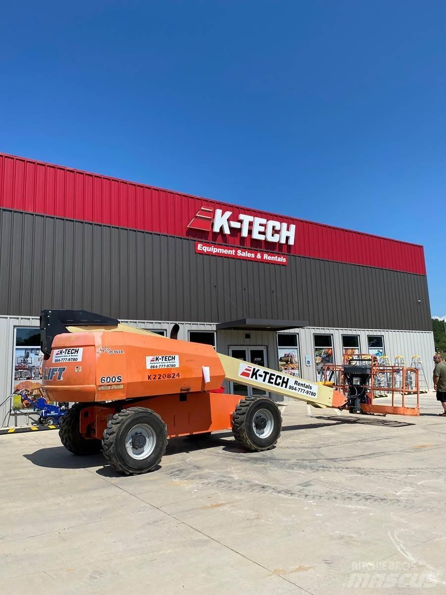 JLG 600S Teleskop bomlifter