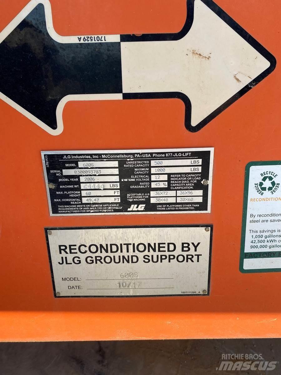JLG 600S Teleskop bomlifter