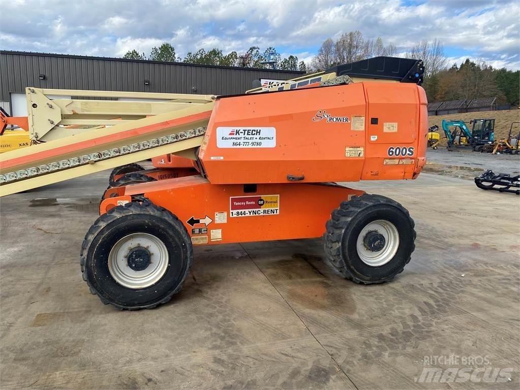 JLG 600S Teleskop bomlifter