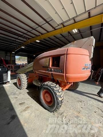 JLG 600S Teleskop bomlifter
