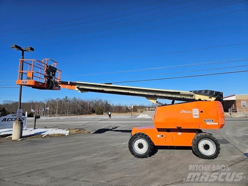 JLG 600S Teleskop bomlifter