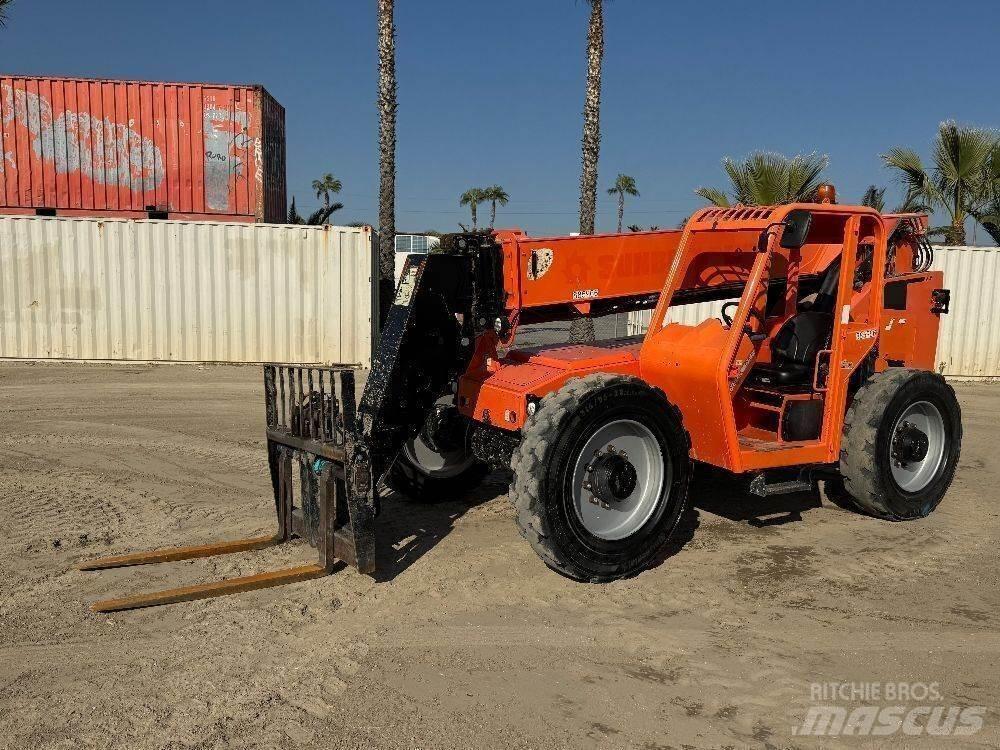 JLG 8042 Teleskoplastere