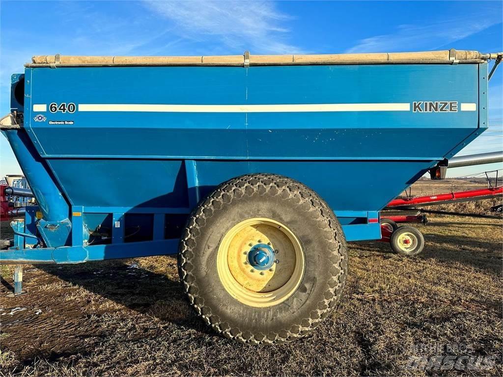 Kinze 640 Kornhengere