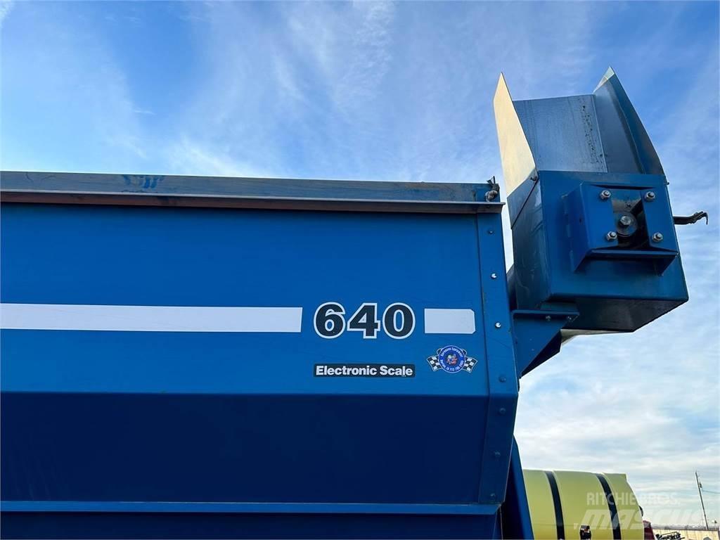 Kinze 640 Kornhengere