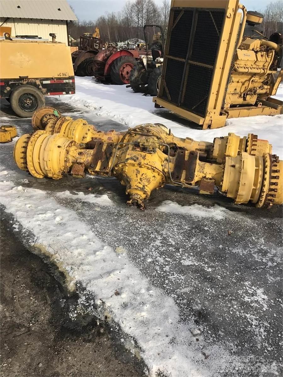 Komatsu  Aksler