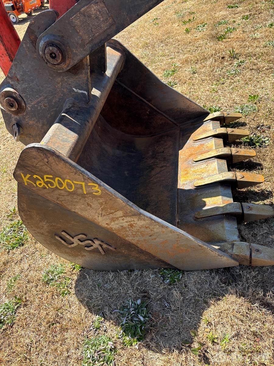 Kubota  Skuffer