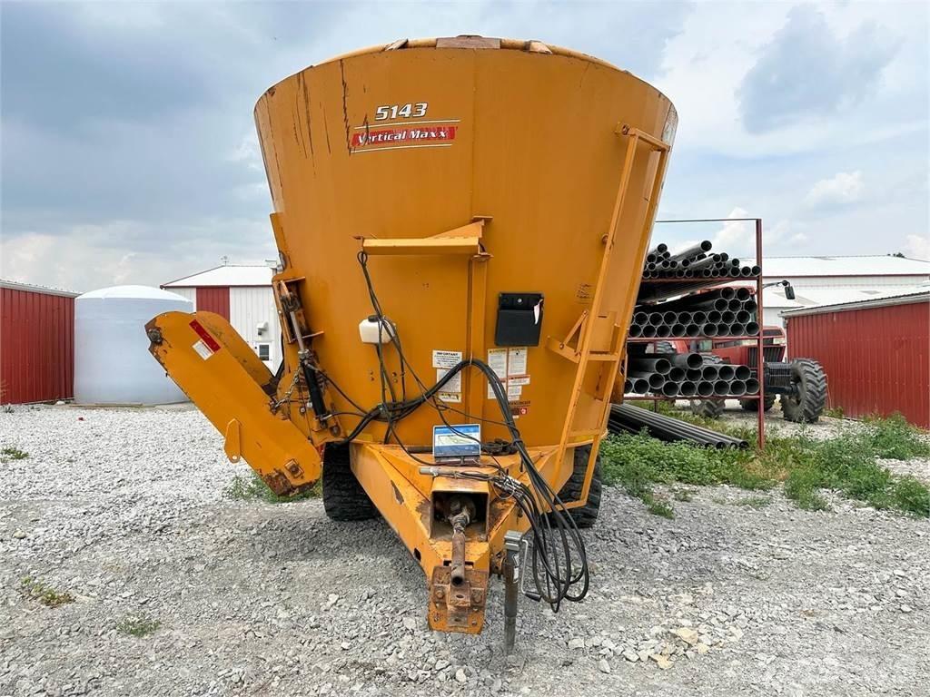 Kuhn 5143 Blande- og fôringsmaskiner