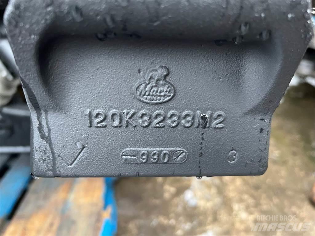 Mack  Chassis og understell