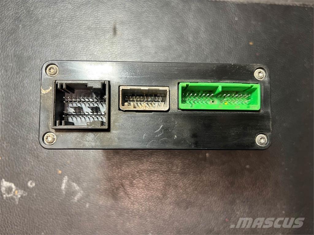 Mack  Lys - Elektronikk