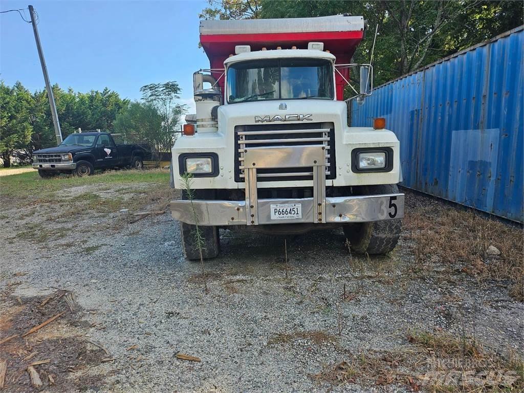 Mack 600RD Tippbil