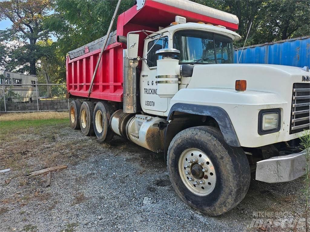Mack 600RD Tippbil