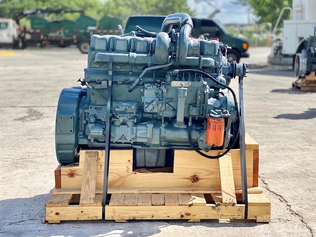 Mack 673 Motorer