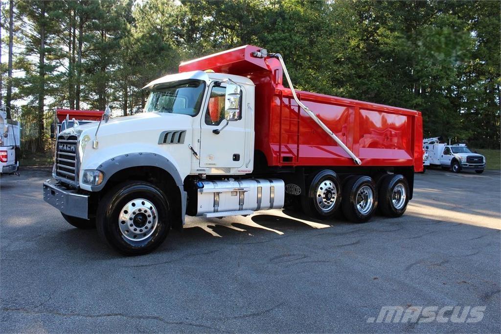Mack 84FR Tippbil