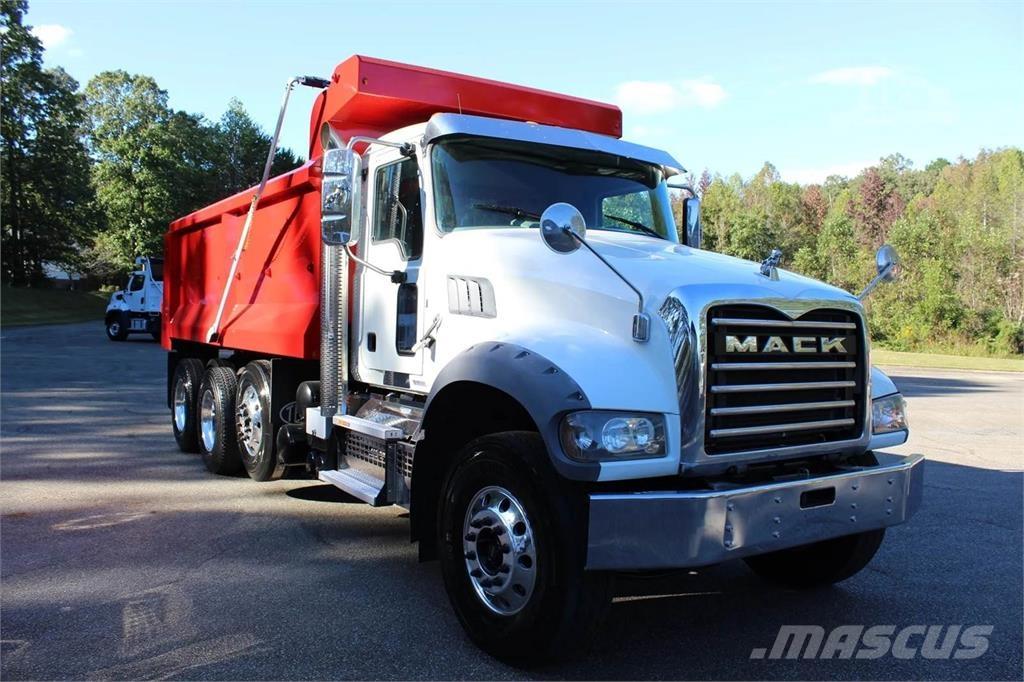 Mack 84FR Tippbil
