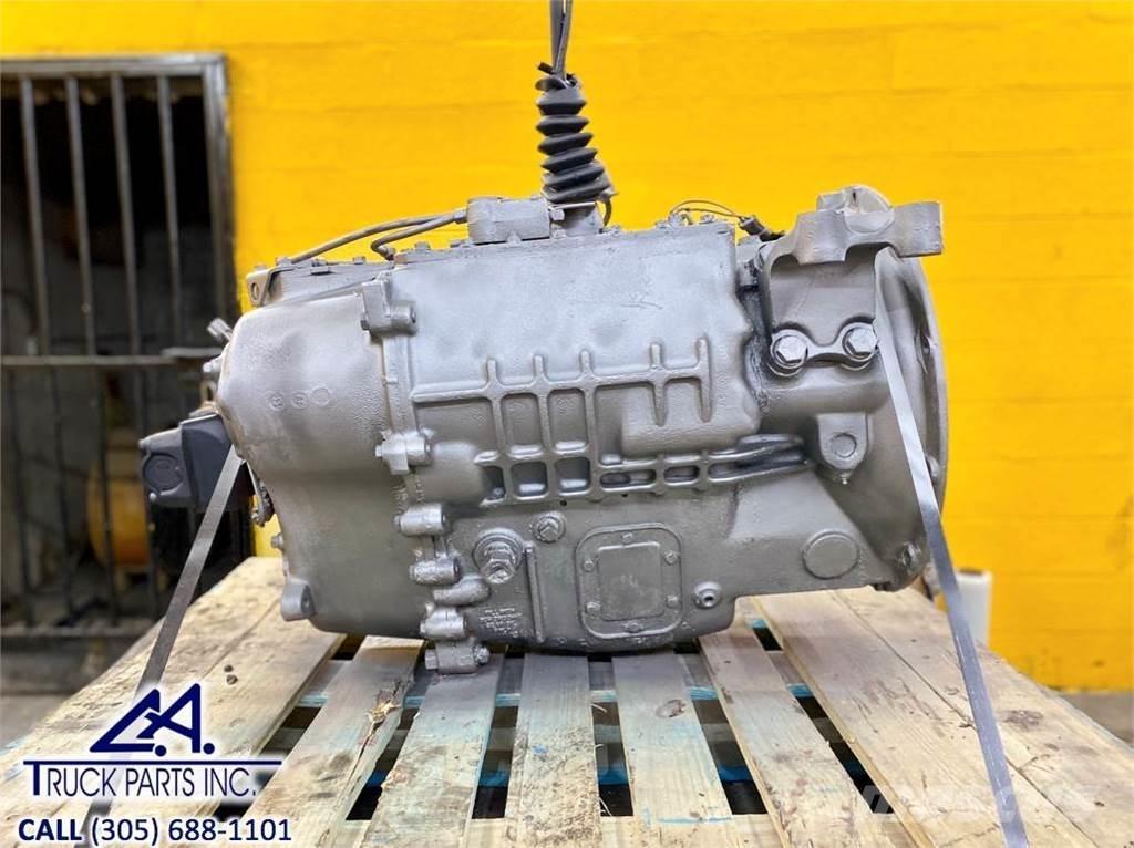 Mack T2080 Motorer