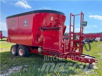Meyer F700 Blande- og fôringsmaskiner
