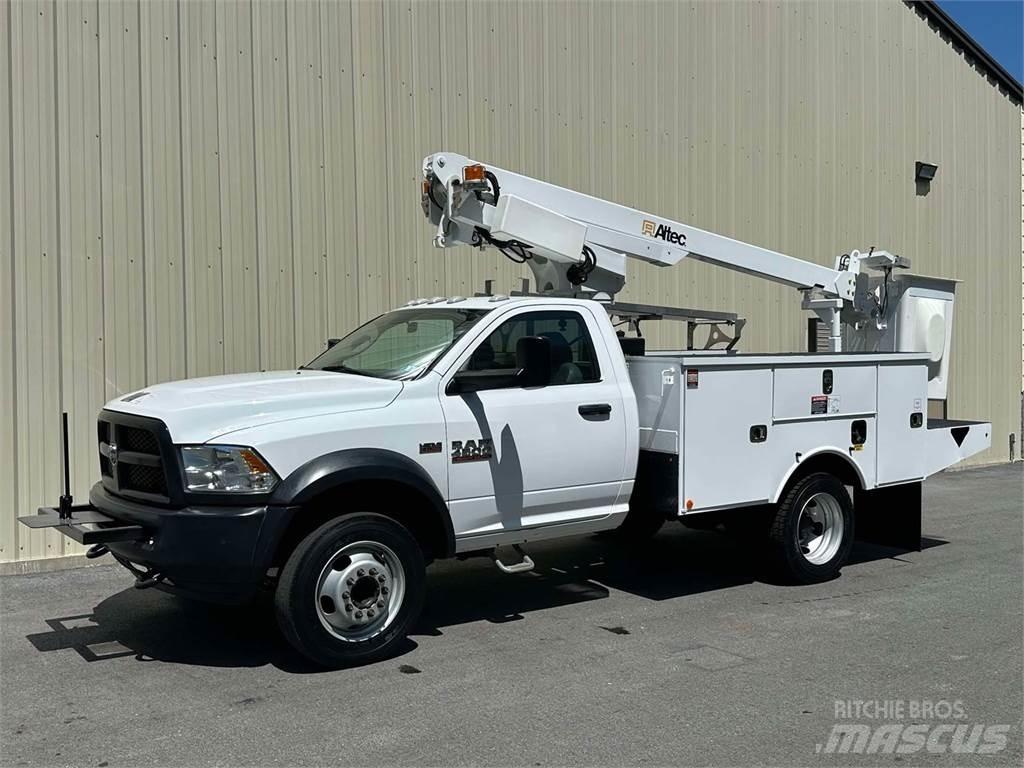 RAM 4500 Bilmontert lift